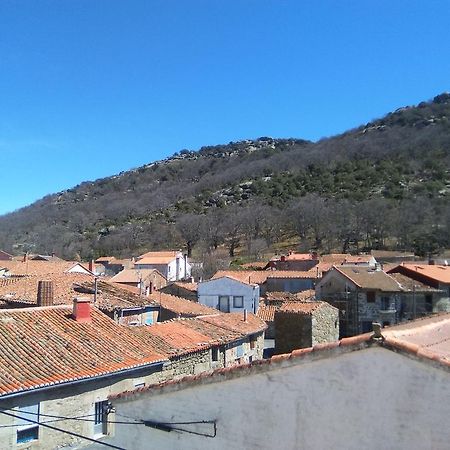 Apartamentos La Covatilla Neila de San Miguel エクステリア 写真