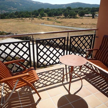 Apartamentos La Covatilla Neila de San Miguel エクステリア 写真