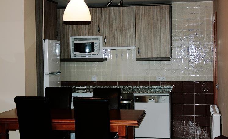 Apartamentos La Covatilla Neila de San Miguel エクステリア 写真