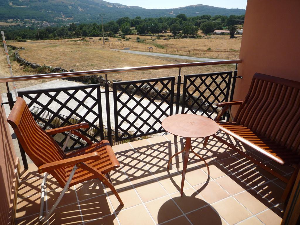 Apartamentos La Covatilla Neila de San Miguel エクステリア 写真