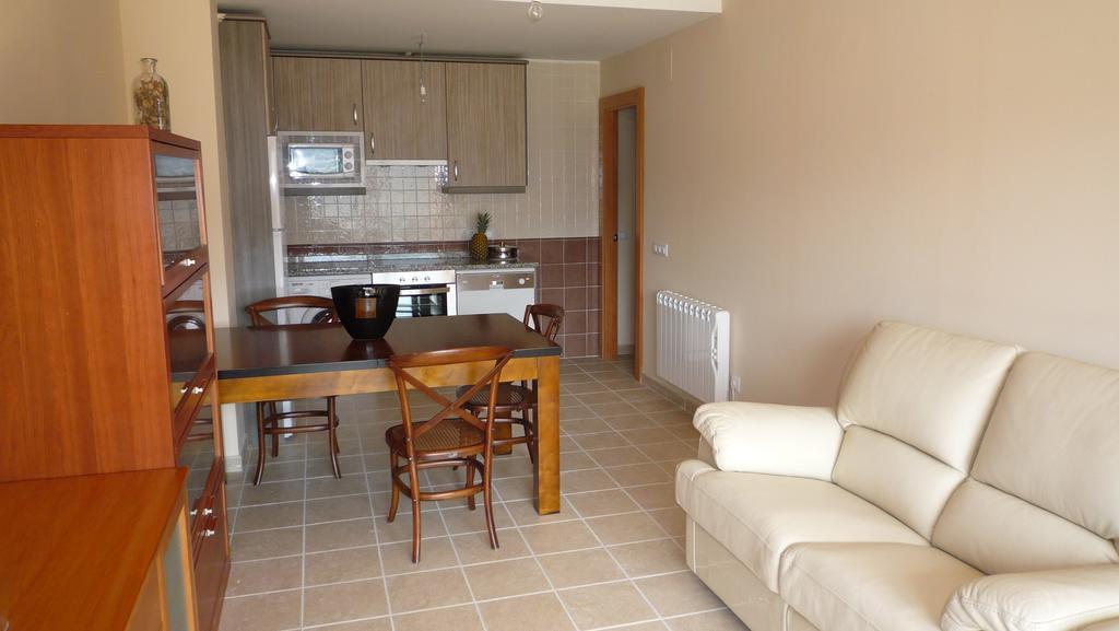 Apartamentos La Covatilla Neila de San Miguel エクステリア 写真