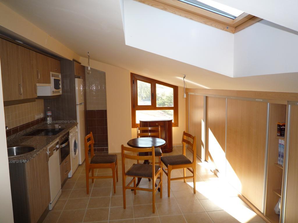 Apartamentos La Covatilla Neila de San Miguel エクステリア 写真